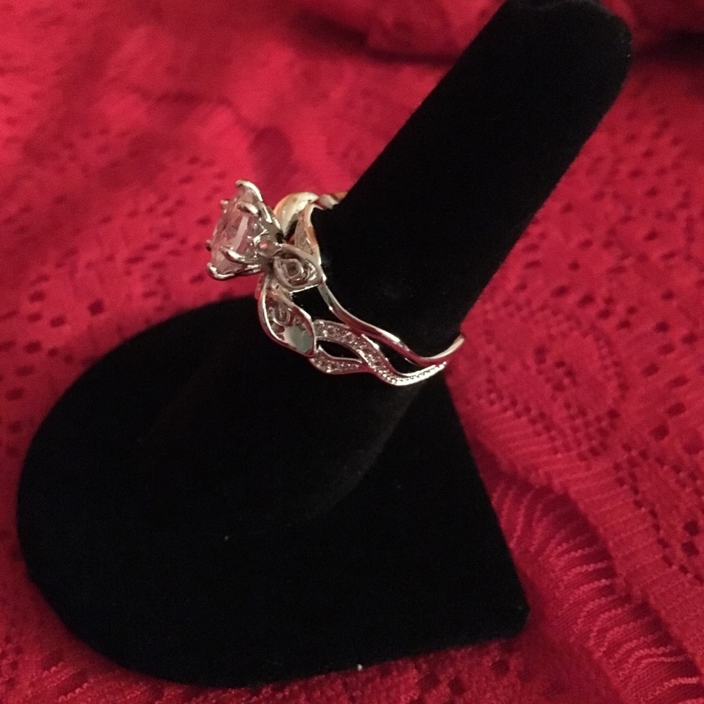 Stylish solid 925 sterling silver ring
